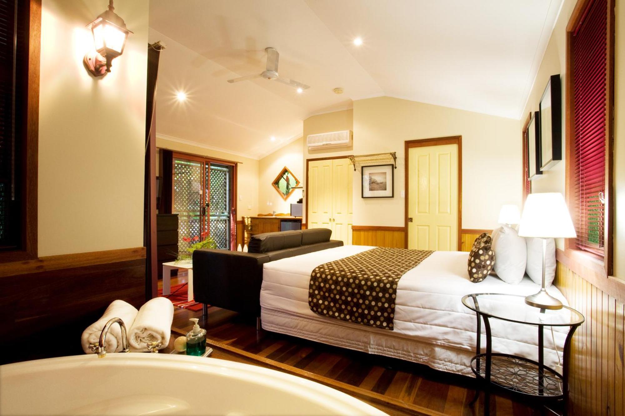 Amore On Buderim Rainforest Cabins Sunshine Coast Extérieur photo